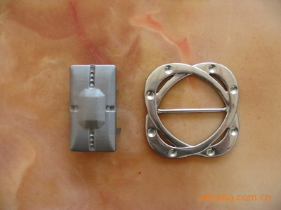 高碑店市白溝五金工藝模具制品廠(chǎng) 箱包五金配件模具加工的專(zhuān)業(yè)選擇